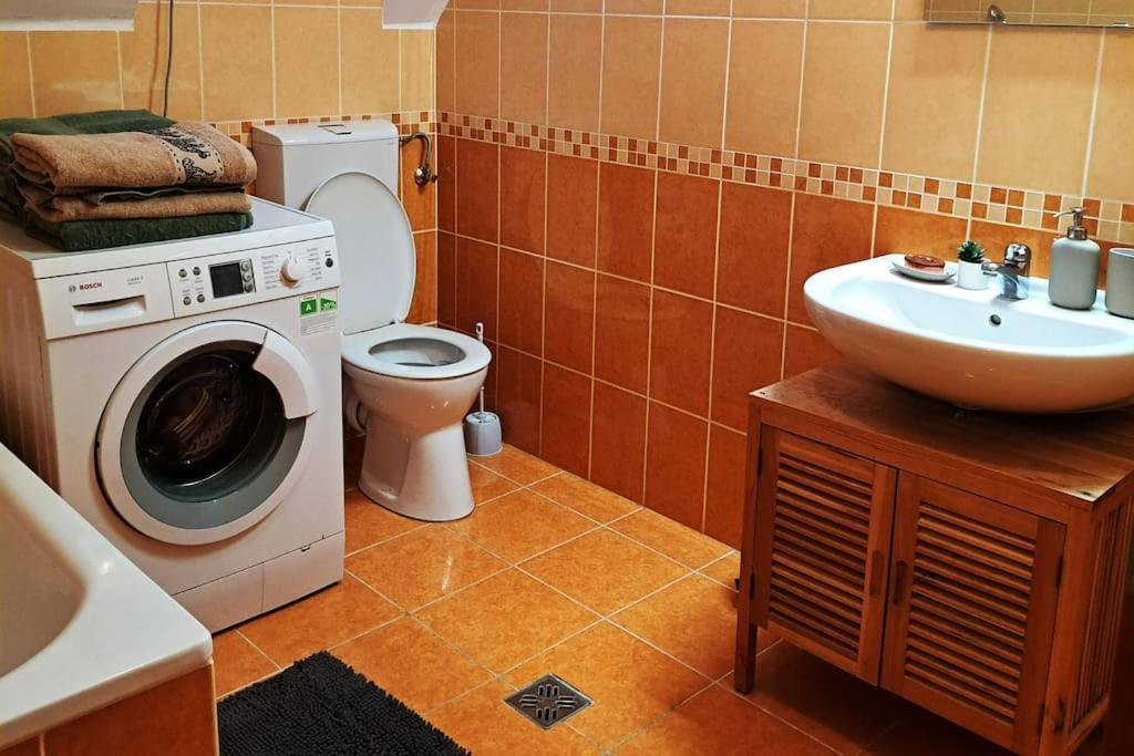Zoeld Orom Apartman Lakas Göd Exteriér fotografie
